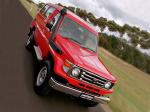 Toyota Land Cruiser 70 Troop Carrier 1999 года